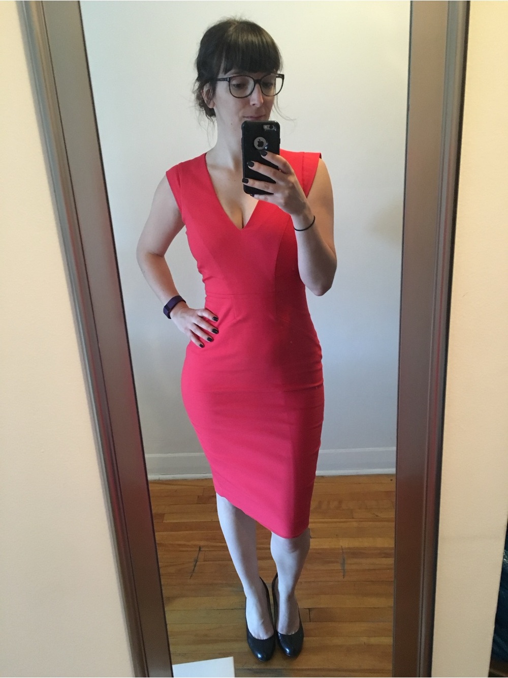 RW&CO. Red V-Neck Cap Sleeve Sheath Midi Dress